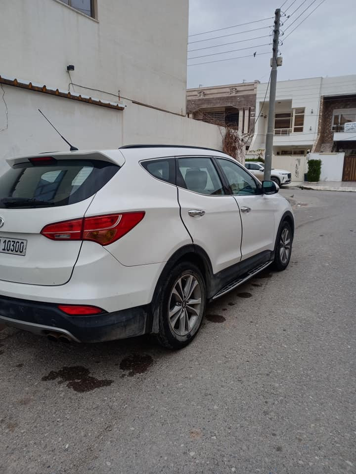 مۆدیل 2016
176هەزارکم ڕۆیشتوە  خلیجی
مکینە 2.4   دەبل اکسل وئیکۆو پانۆڕامایە
دووپارچە سبوغە 
چارپستنە تەقریبەن فولە بەسمەوشەغال نیە 
بەناوی خۆمە  3سالە لامە
نرخ 178 کەمێک مجال
چوارتایەی نوی ی لەسەرە باتری تازەیە لەگەل نۆزل و بلاک
سێ مقعەدە
*********** أربيل, العراق
