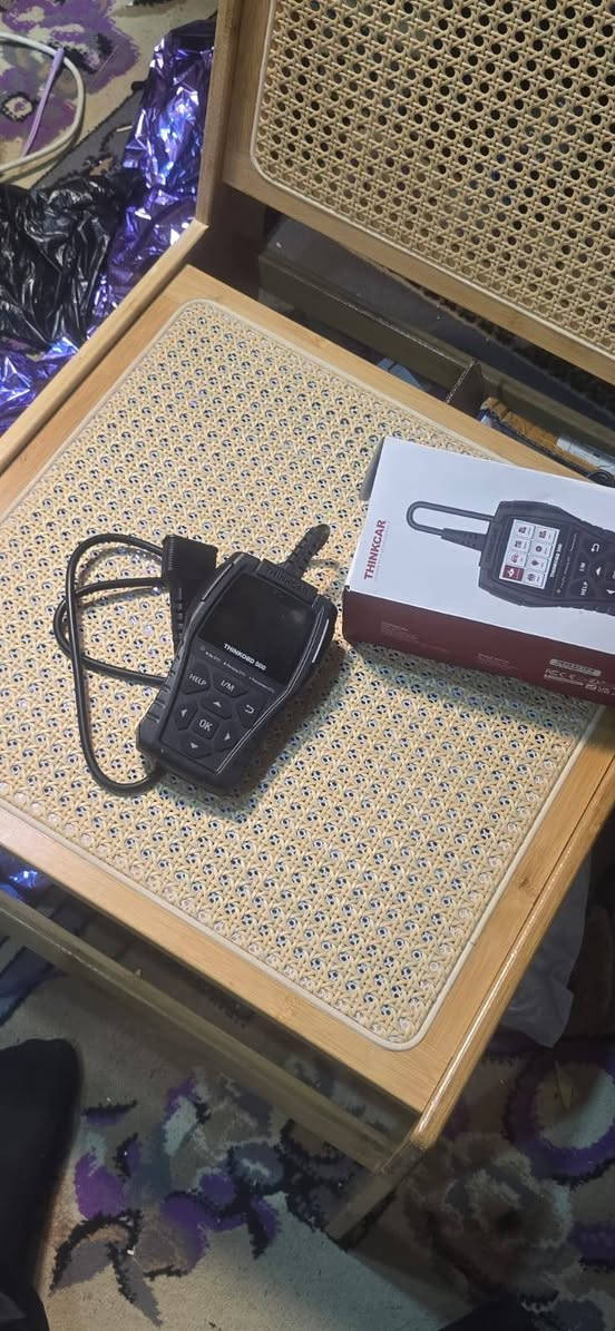 THINKOBD 500
جهاز فحص أعطال سيارات (OBD2).
هاي مواصفاته  👇
🔧 مواصفات THINKOBD 500
يفحص كمبيوتر السيارة (OBD2)
يقرأ أكواد الأعطال (Engine Check)
يمسح الأعطال ويطفي لمبة المكينة
يعرض البيانات الحية (RPM، حرارة المكينة، حساس الأوكسجين…)
يفحص:
المحرك
نظام الوقود
نظام الانبعاثات
يدعم أغلب السيارات:
ياباني – كوري – ألماني – أمريكي
من موديل 1996 وفوق
شاشة واضحة + أزرار تحكم سهلة
يشتغل مباشرة من فيشة السيارة (ما يحتاج بطارية)
حجم صغير ومحمول

السعر 50

واتساب ***********
توصيل جميع المحافظات
