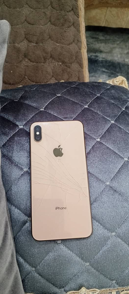 سلام عليكم
جهاز iPhone XS Max  كله ابلادي فقط البطاريه امبدله 100 شرط الاصليه وذاكره 64 كله شغال فيس ايدي والخط سعره 250 وبي مجال


**إذا كنت صاحب هذا الإعلان وتريد حذفه لأي سبب، رجاءا أرسل رسالة إلى الدعم الفني**
