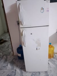ثلاجه • نظيفه • حي الجهاد