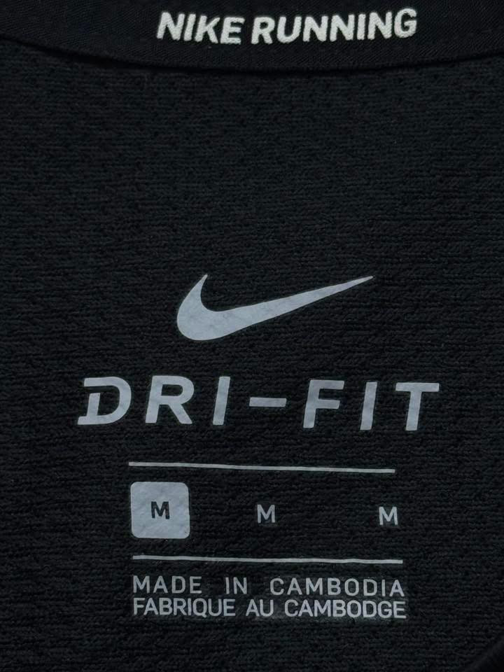 تيشيرت NIKE اورجينال نضافة 100‎%‎

قياس : M

MADE IN CAMBODIA

DRI-FIT

غير مستخدم

———————————————-

يوجد توصيل 🚚 ( بغداد - محافظات العراق )

☎️رقم الهاتف : ***********

للحجز - دايركت
