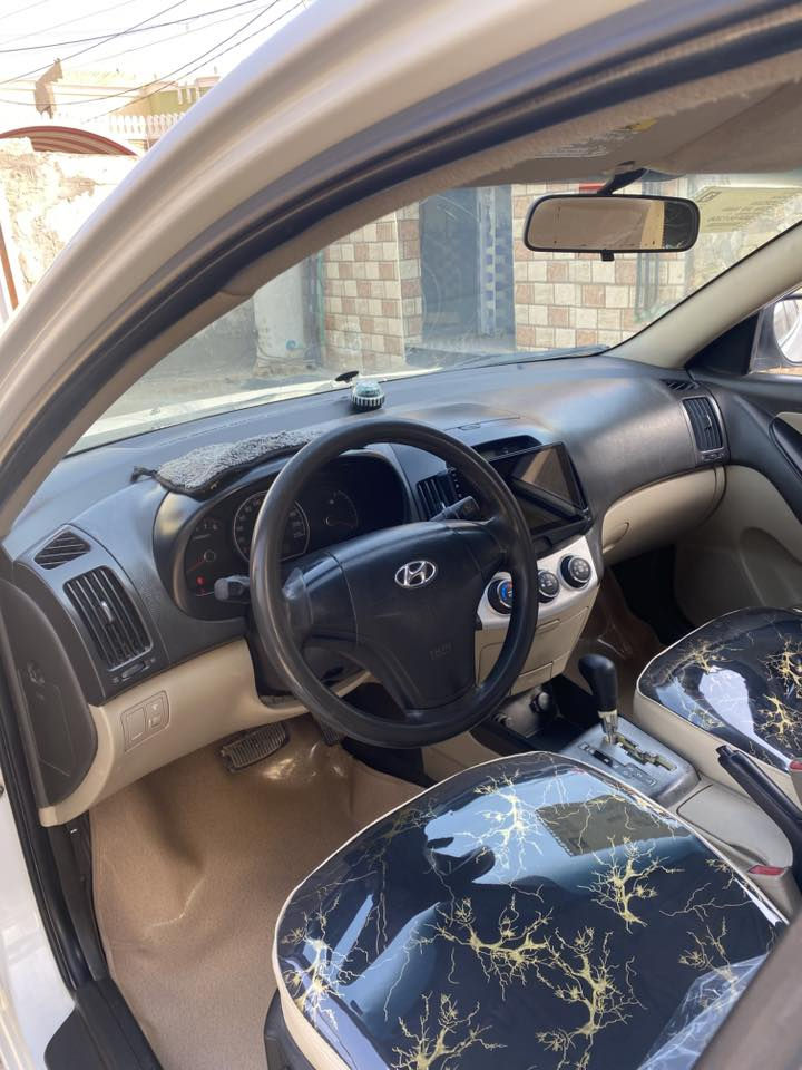 السلام وعليكم
للبيع الانتره مقدسه 2011 خليجي مكفوله السياره فقط بيه شبر بارد والباقي كفاله حداديه قبل يومين شادها كله جديد السياره جديده بمعنه الكلمه للاستفسار على الرقم ***********
