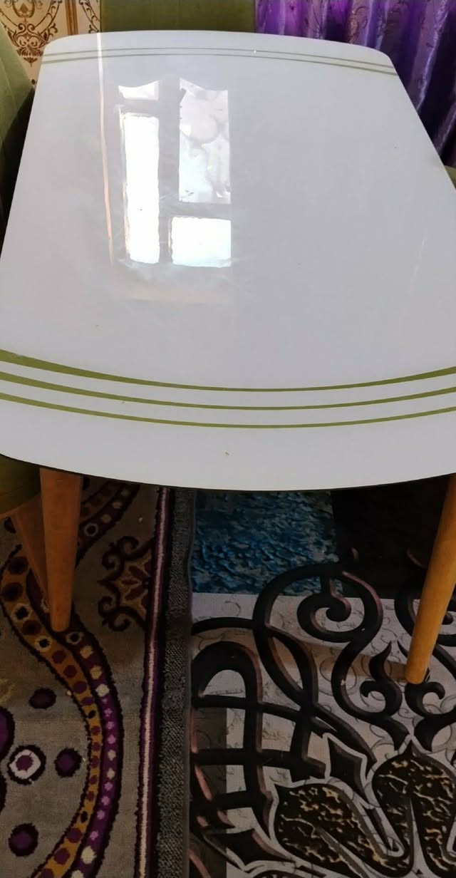 ميز طعام مع 6 كراسي ب 120
وتخم 10 مقاعد نظيف ب 350
وفاترينا ب 80
مكانهم بني ساله قرب العلويه شريفه ع


**إذا كنت صاحب هذا الإعلان وتريد حذفه لأي سبب، رجاءا أرسل رسالة إلى الدعم الفني**