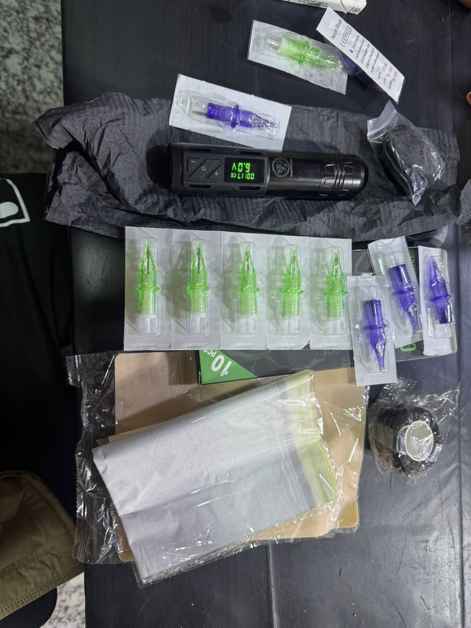 مكينه وشم شحن تايبسي  مع ملحقاته 11ابره


**إذا كنت صاحب هذا الإعلان وتريد حذفه لأي سبب، رجاءا أرسل رسالة إلى الدعم الفني**