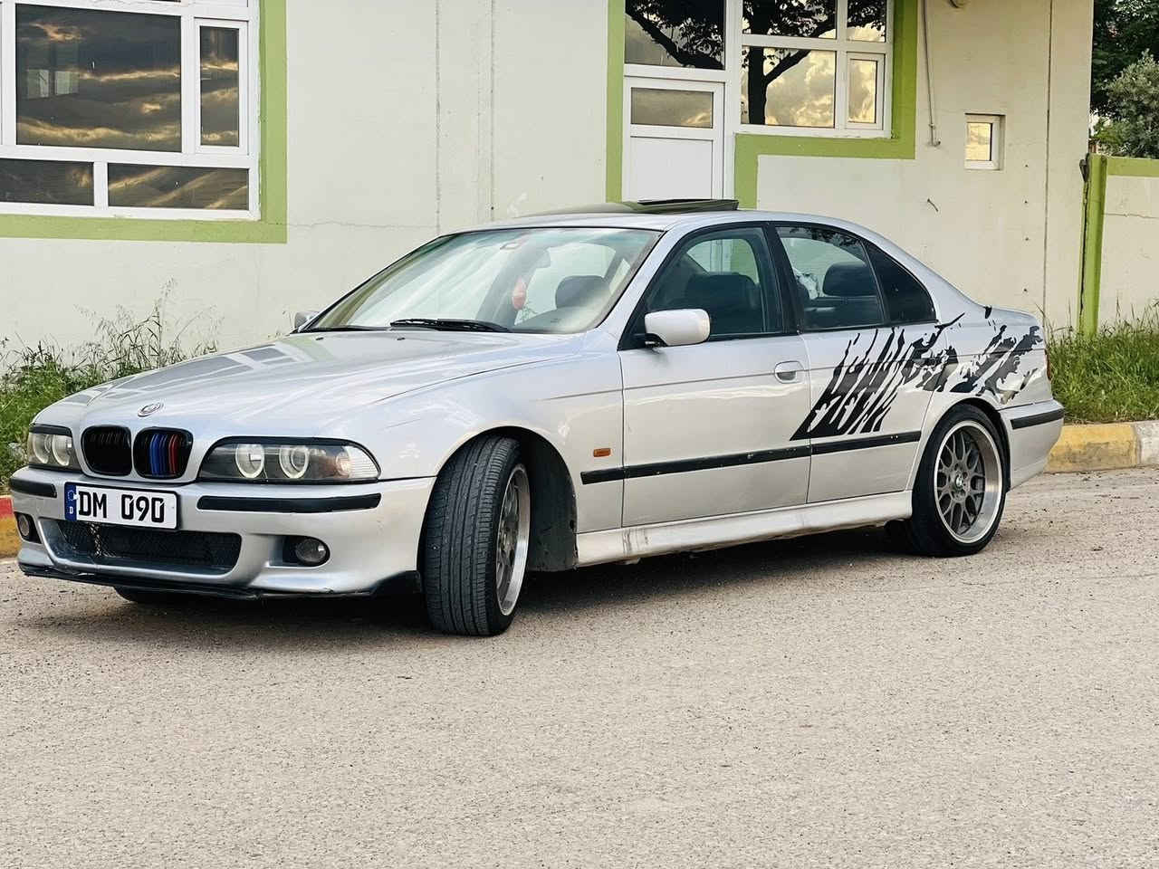 سەرەتا بەناوی خوا 🖤
Bmw saqar 
مؤدێل ٢٠٠٠
مەکینە ٥٢٥
قەپات مواسەفات بەس تەلەفوون نیە
مەنەفێستە سەیارەکە
گشت گیانی بەشەرت 
0751 210 2420 بەس ڤایبەروو وەتسئاپ 
Admin 🖤
