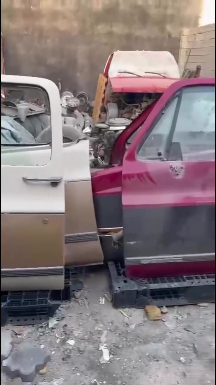 متوفر قطع غيار  كاملة اصلية كابرس GMC 
ومتوفر توفير حسب الطلب 
المكان البصرة الزبير ومتوفر توصيل جميع 
محافظات العراق
غير متواجد على الخاص 
*********** 
***********
