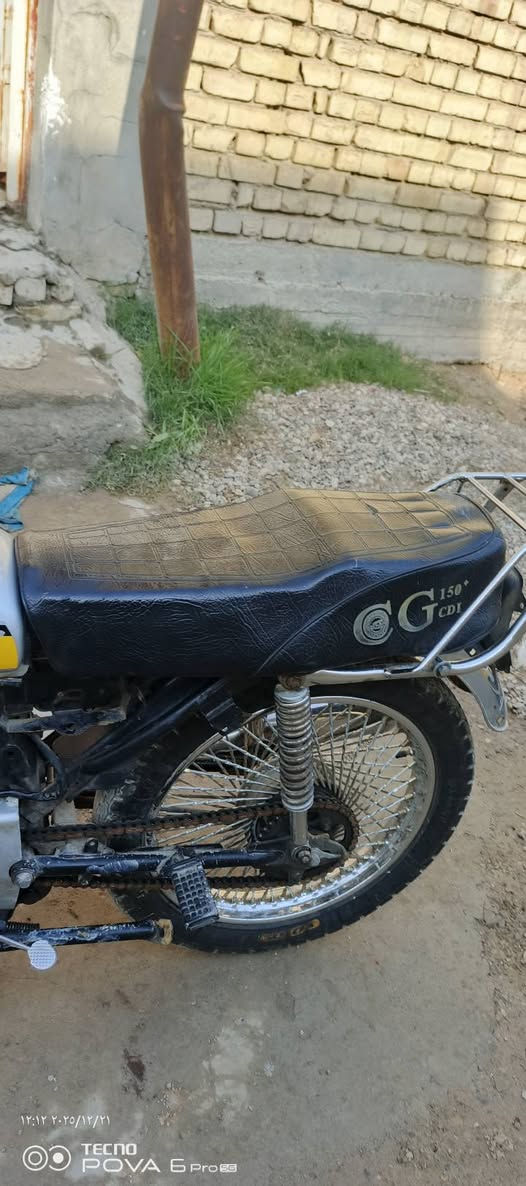 دراجه ايراني نخسلت وطفت  السعر ٢٥٠ وبيه مجال البكان بغداد الشعب السريدات الرقم *********** بغداد, العراق
