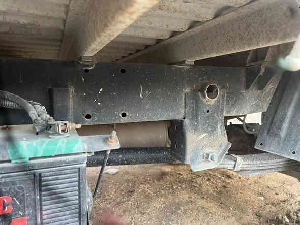 السلام عليكم سياره ٢٠١٥رقم بغداد محرك ٢٧٠٠
جاهزه السياره محرك كير اكسل تايرات التبريد بي ليك 
والسونار موجود 
السعر ١٢٠$
مكاني ابوغريب رقم صاحب السيارة
***********
