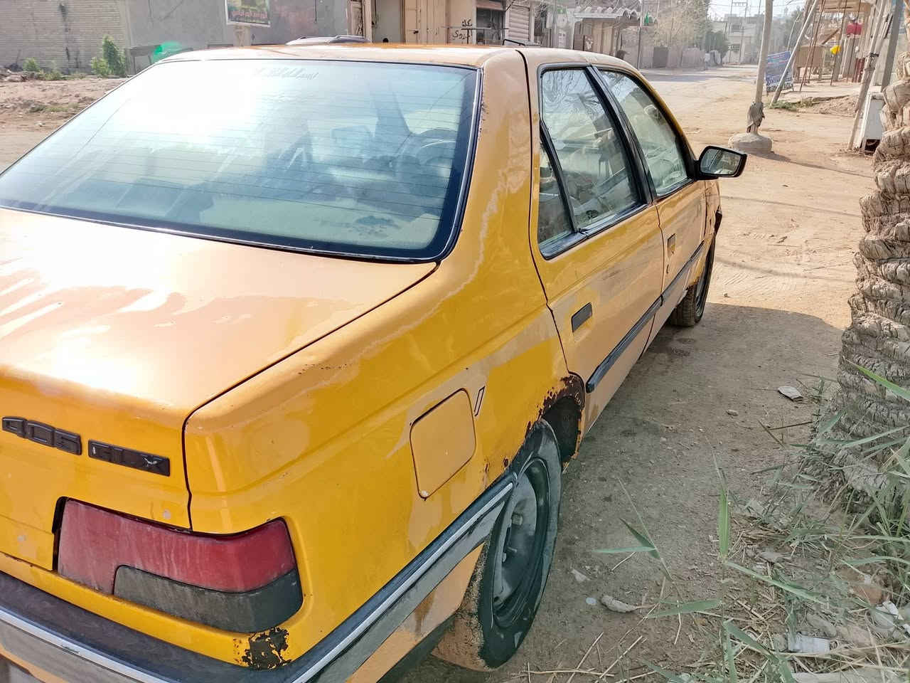 بيجو 405 مديل 2010 رقم بغداد اجره السعر 18 روق و قابل للتفاوض العنوان النجف كوفه  للتواصل ***********
