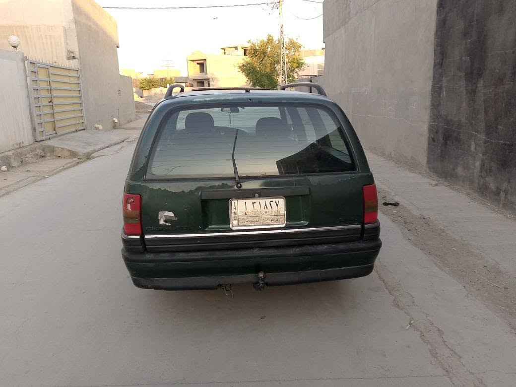 اوبل اوميكاء محرك 20 كير عادي موديل93 موصفات ABS قفل مركزي رقم كركوك مشروع وطني لحد  سنويه بي كوبون بازين كول على بلاد سيار بدون ضربه بدون خياس فقط بس هلال فقط هلال واحد معمل سعر 26 بي مجال بصيط  شرط تحويل غرامه رقم موبايل *********** كركوك, العراق
