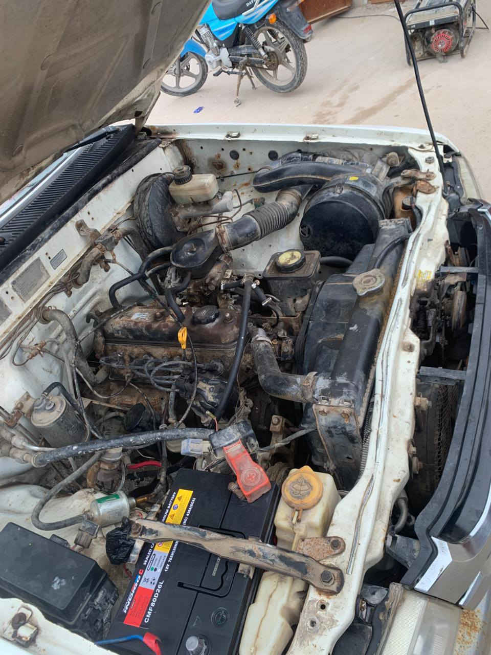 سلام عليكم بيكم دير البيع موديل 2009رقم بغداد نكليز مصفره هيئه وغرامات سياره جاهزه خير من الله سعر50وبيه مجال  حك الجيه. الاتصال***********
