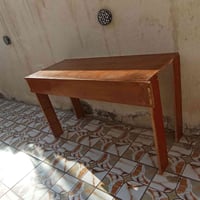 ميز خشب