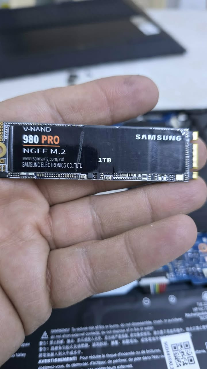 هارد 1 تيرا بايت للبيع جديد مفحوص كامل سعر 55 الف مع التوصيل


**إذا كنت صاحب هذا الإعلان وتريد حذفه لأي سبب، رجاءا أرسل رسالة إلى الدعم الفني**