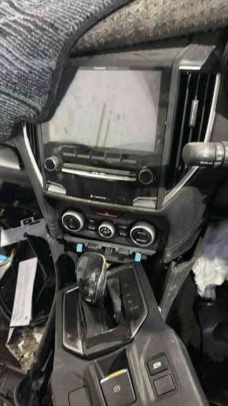 سيارة كامل كامل بشرط شغال زيرو 30 ورقة و بس 2017
احترك سوق 🫡😂😂😂

*********** 

من و احتاج اى غراض سوبارو انى جاهز
