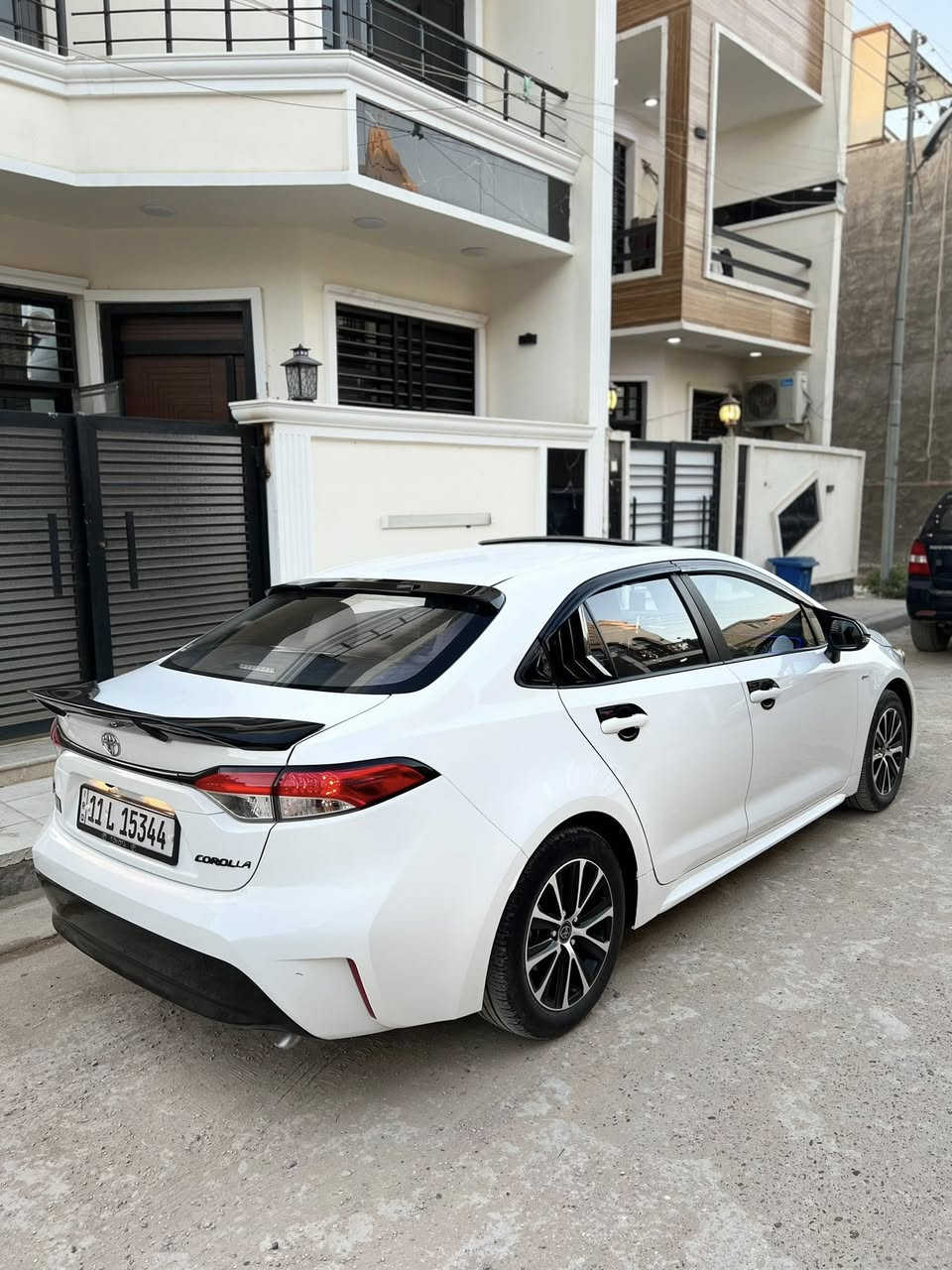 للبيع تويوتا كورلا وارد الصين — الشكل الأمريكي
السيارة بحالة ممتازة جداً استخدام شخصي خفيف المواصفات:

▫️ ممشى: 9,300 كم
▫️ كفالة عامة زيرو
▫️ داخل مخمل
▫️ فتحة سقف
▫️ تبريد قطعتين
▫️ إنارة داخلية محيطية
▫️ سستم كماليات خارجي

أنظمة السلامة والقيادة الذكية:
▫️ رادار أمامي
▫️ نظام تحديد المسار
▫️ قيادة شبه ذاتية
▫️ كروز كنترول
▫️ 3 وضعيات قيادة
▫️ شاشة عدادات ديجتال كاملة

رقم بغداد باسمي — جاهز تحويل مباشر
📍بغداد-الدورة

📞 رجاءا رجاءا الجاد فقط يتواصل خاص
او ***********
ودمتم في امان الله❤️
