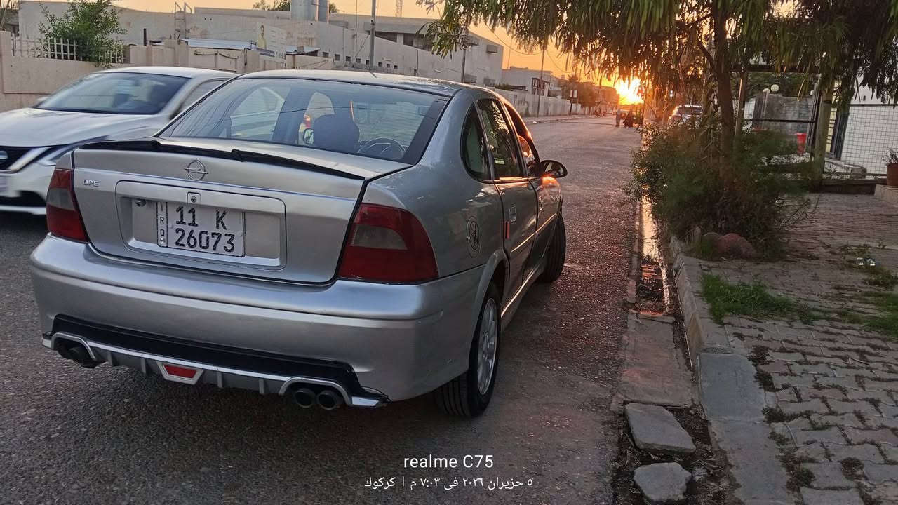 السلام عليكم اوبل فكترا موديل 2000مشروع وطني بأسمي محرك 18كير أوتوماتيك جام كهرباء سيارة صبغ عام للجماليه قطره خياس مابي))))) مراوس ويه بي ام 500 حسب الرغبة))(( كركوك عنوان قادسيه))) الاتصال ***********
