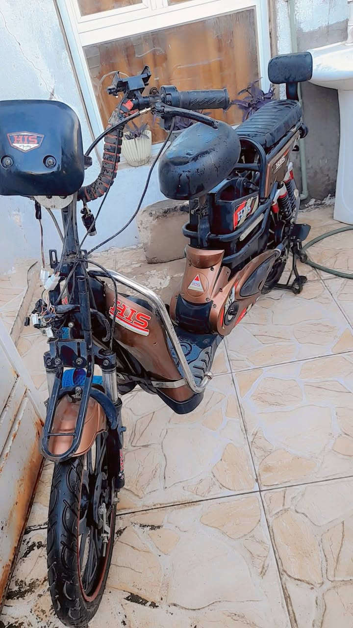 ...ماطور شحن نظيف للبیع السعر 350 آو بيه مجال 
للآستفسار ع الخاص


**إذا كنت صاحب هذا الإعلان وتريد حذفه لأي سبب، رجاءا أرسل رسالة إلى الدعم الفني**