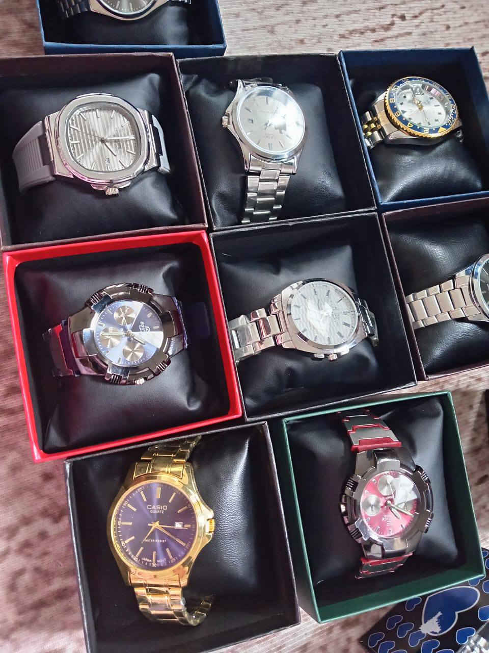 جمعة مباركة عليكم 
ساعات رجالية ونسائية كل صورة وسعرهه للتواصل واتساب 7766270194 توصيل متوفر لكل محافظات


**إذا كنت صاحب هذا الإعلان وتريد حذفه لأي سبب، رجاءا أرسل رسالة إلى الدعم الفني**