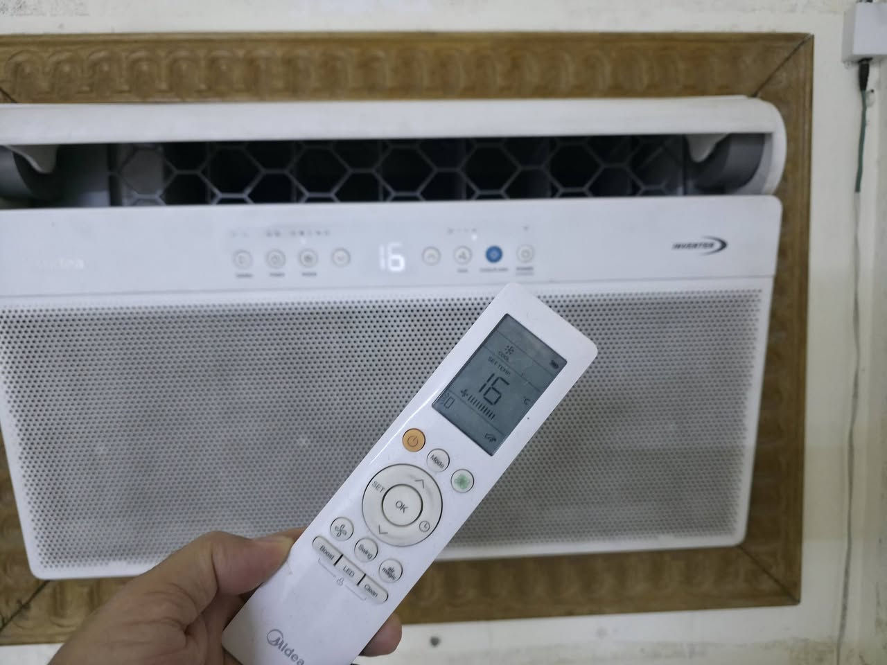 مكيف ميديا أنفيرتر تحكم بل الامبيرية مع تحكم من خلال تطبيق  2 طن  نظيف جدا
صوت هادئ جدا مثل السبليت 
400 بغداد حي الجهاد


**إذا كنت صاحب هذا الإعلان وتريد حذفه لأي سبب، رجاءا أرسل رسالة إلى الدعم الفني**