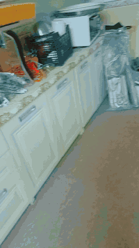 کنتر لیبع طول 4متر كامل مع سطع بس مابيها مغسل بس ب طباغ سعر 550 الف بي...