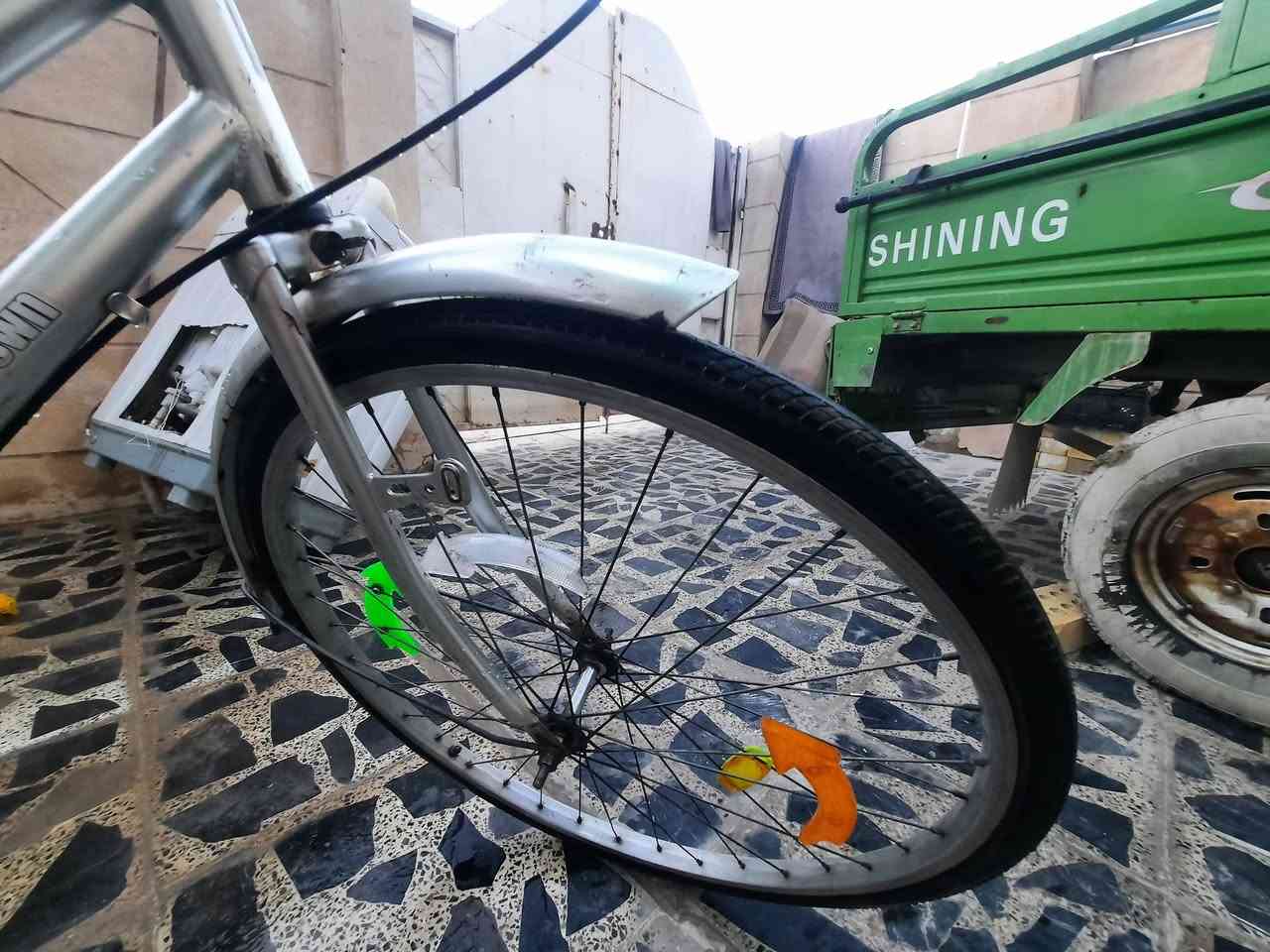 مابي اي نقص السعر 60الف وبي مجال 
مكاني بغداد منطقة سبع أقصور شارع المشروع


**إذا كنت صاحب هذا الإعلان وتريد حذفه لأي سبب، رجاءا أرسل رسالة إلى الدعم الفني**