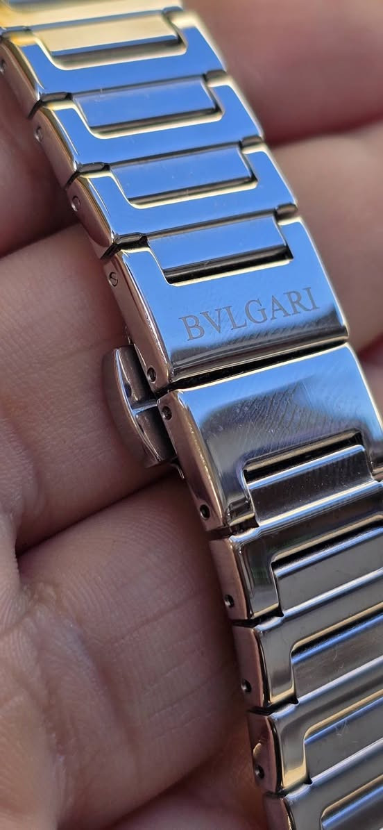 بولغاري سويس ميد ستانلس ستيل ثقيل
مينه نانو سيراميك لون تيفاني مميز 
جميع السناتر شغاله 
قطعه مال امزون اوربي سويس ميد 
زجاج سافاير ضد الخدش  والكسر 
منفذ شهري  
ضد الماء قفل اصلي 
السعر ٣٥ الف على اول تم


**إذا كنت صاحب هذا الإعلان وتريد حذفه لأي سبب، رجاءا أرسل رسالة إلى الدعم الفني**