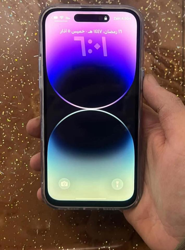 السلام عليكم ايفون 14 برو فقط شرط ما مبدل بي شي بس مكان الشحن البطاريه 76 شريحه الاكترونيه سعره 475 وبي مجال شي قليل ملاحضه وياه شاحنه ***********
