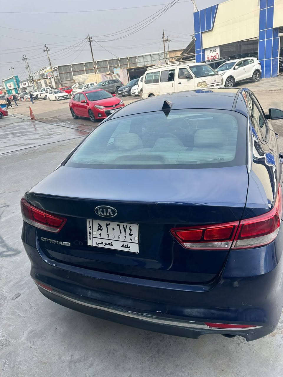 السلام عليكم
اوبتما 2018  مواصفات المعروفه  
السيارة سعرها 118
حادثها ثلاث قطع 
للاستفسار : ***********
