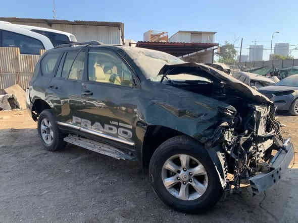 السلام عليكم للبيع تويوتا برادو فول مواصفات كويتي 2012 محرك 6 سلندر فول مواصفات رقم بغداد تحويل مباشر السيارة تعرضت لحادث وابيعه على وضعها ملاحضة : ( السيارة شغالة وتمشي + بدون ايرباك+ بدون شواصي + بدون لغد ) ذني كلهن مابيهن شي / مكاني بغداد/ للأستفسار: ***********
