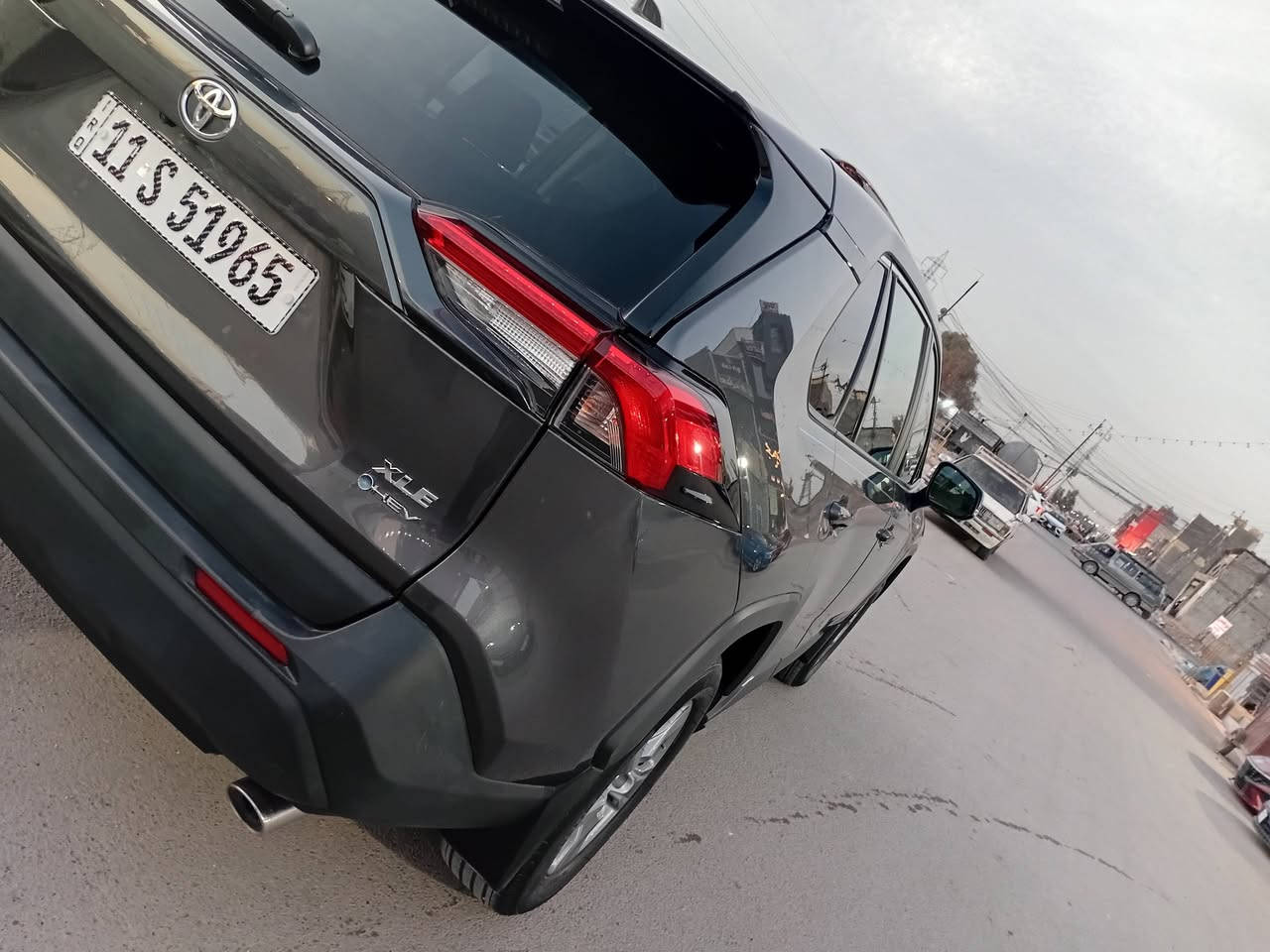 السلام عليكم للبيع فقط تويوتا راف فور هايبرد وارد أمريكي موديل 2025 حادثها موضح السعر 260 ماشيه 3000 للاستفسار ***********
