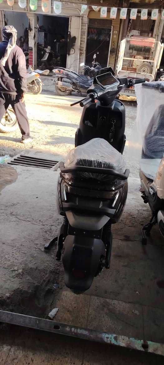 بعدو زيرو  موجود بل دواسة 
السعر 50 و500 وبي مجال 
***********
***********
