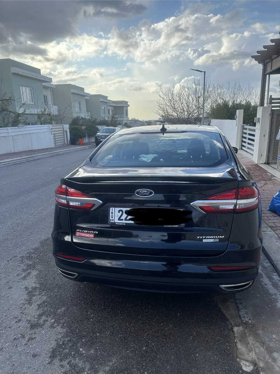 فورد فيوشن ٢٠٢٠ تيتانيوم للبيع
محرك ٢.٠ تيربو
 دفع رباعي 
ماشي ١٤٥ الف كيلو
ضرر خفيف جاملغ السايق تبديل واصبعين بالبوند تعديل عالبارد فقط  
بيها شخطة خفيفة بالباب موضح بالصورة
وتقرير السونار موجود بالصور
مكان الموصل 
السعر ١٥٠$ وبيها مجال 
للتواصل عالخاص او على الرقم ***********
