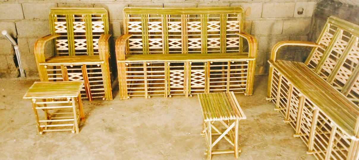 اهلاً وسهلاً...🌴🌴...جزء من عملنا تخم مصري
من سعف النخيل .. للحدايق المنزليه...... للحجز والاستفسار يرجى مراسلة الصفحه او الاتصال على الرقم الهاتف📱 ***********

