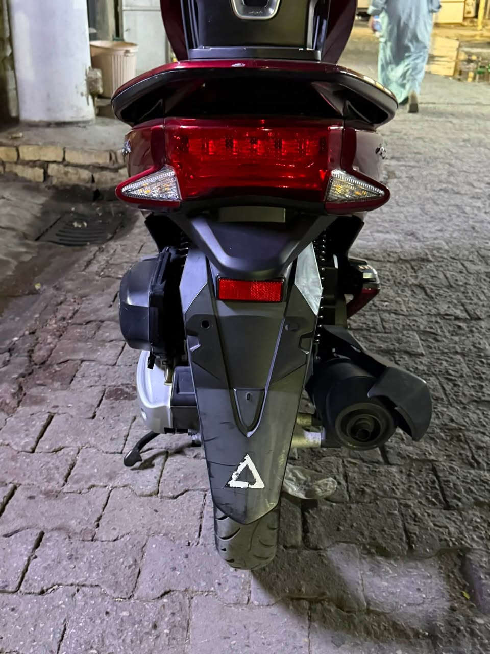 سلام عليكم دراجه pcx جيل الثاني للبيع دراجه خير من الله بي حساس زدحام + حساس ستان صفح + تچوه اصليه +تتفئه بل يدات بلاديه ماشية 42 الف + دراجه Jf دراجه ياباني  مكان الدراجه بغداد السعر 17 وبي مجال حك الجيه و لمو شراي ليتصل للاستفسار  ***********
