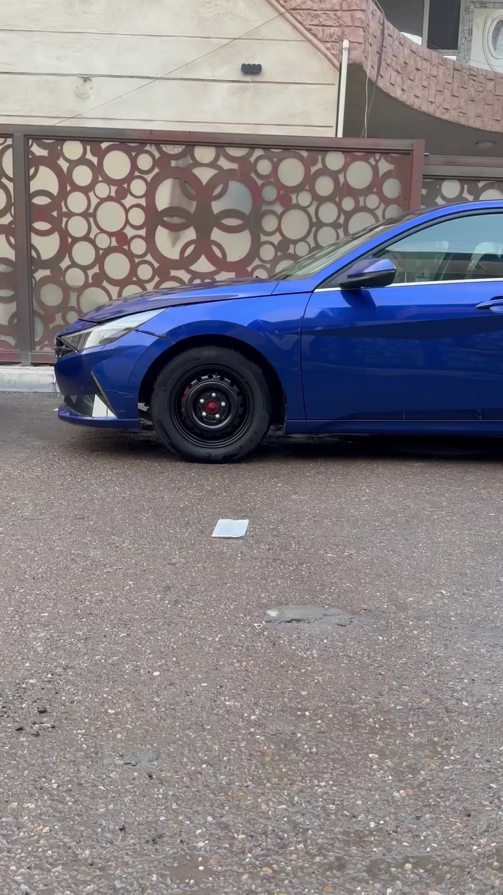 السلام عليكم النترا وارد كندي 2023 فول مواصفات 
حادث بسيط بالمنشور ربع بنيد صبغ وجاملغ بارد 
كير مكينه تبريد كفالة تخم تاير السياره مقص بس شباج شويه مكسور
مكان السياره البياع حي الرسالة 
السعو 153 وبيه مجال 
***********
