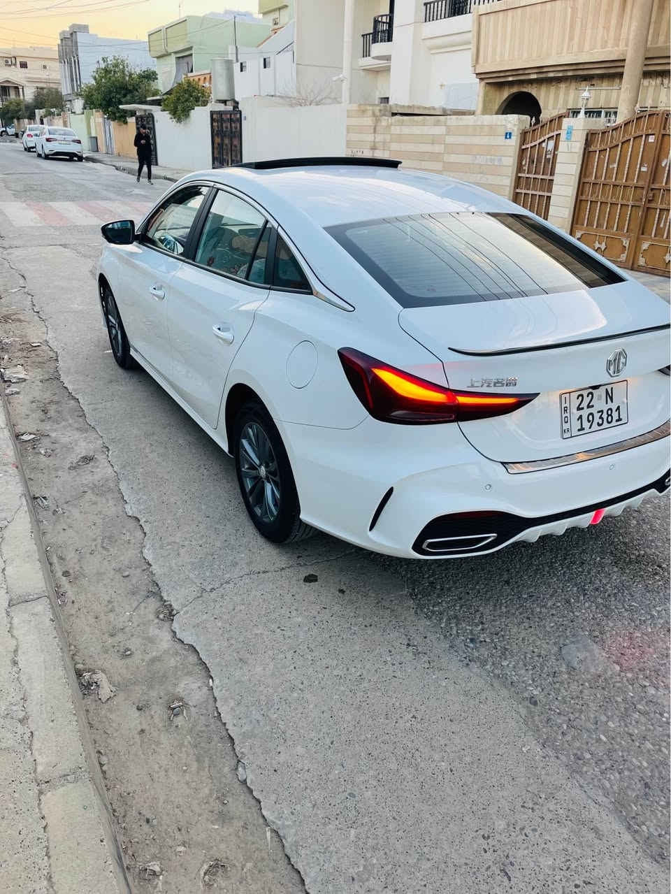 MG GT 2025 
فول فول مواسەفات
تەنها 3 رۆیشتووە 
سبوغ تەنک شاشە اکتیڤ
هیچی نیە
سبوغ تعدیل تەزرە بەشەرت
نرخ $127
هەولیر
***********
واتسئاپ أربيل, العراق
