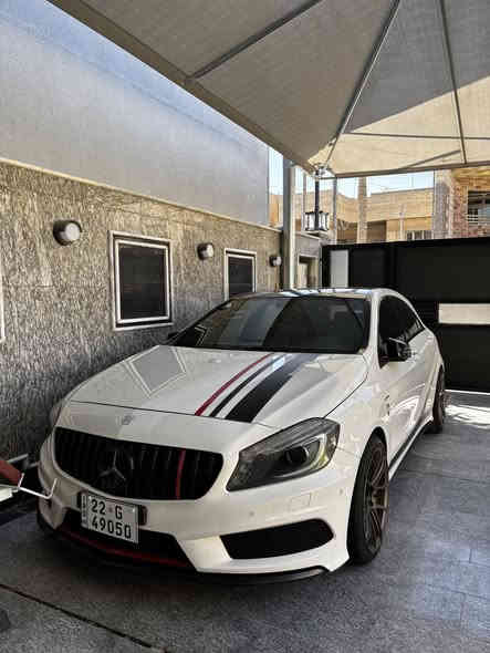 (للبيع او مراوس) 
من النوادر بل عراق والوحيدة بتزويدها مارسدس A AMG 2015 
السياره وارد خليجي مزودة
السياره stage 2 
عليها داون بايب وتفريغ وتبات بورلا اتاك وبرمجه 
بوب كورن وصوت كلش مرتب 
السياره من الشركة تجي AMG 
السياره مصروف عليها صرف خيالي
تخم ويل avid-1 
فول مواصفات للاخير
(بانوراما ، كشنات ريكارو رياضي ، كشنات حضن ، كشنات جلد ومخمل وخيط احمر بلاد ، دشبول كاربون فايبر حقيقي ، شفتات ستيرن ، ٣ وضعيات قيادة ومواصفات هواي مو مال اذكرهن كلهن)
السياره بيها صبغ بابين وجاملغ بدون ايرباك وبدون معجون
ماشية 140 الف كيلو 
🔺ملاحظة محرك وكير مكفول 100% بحاله الوكالة
مكاني بغداد الغدير 
السعر 167 بيها مجال بسيط 
***********
