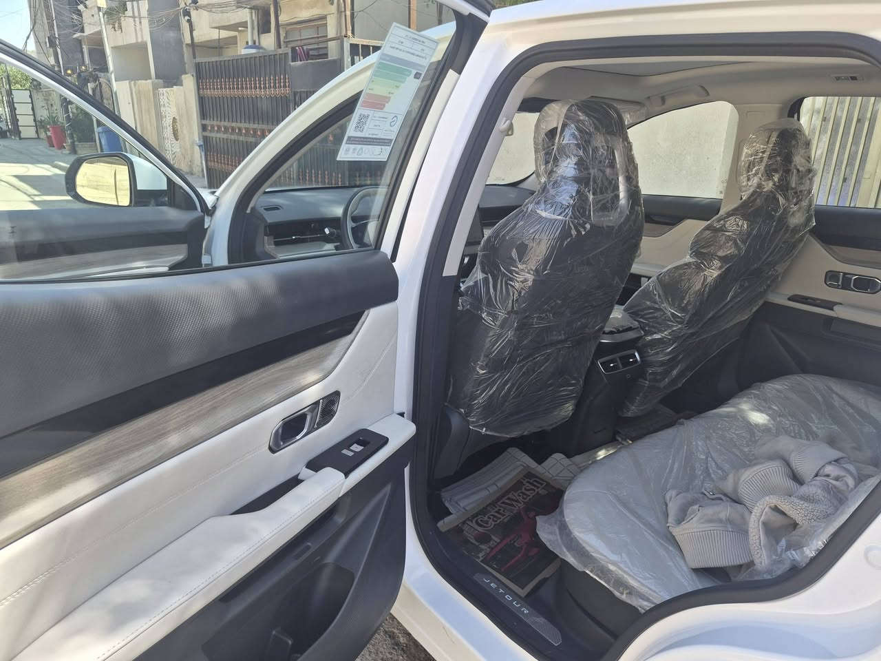 جيتور داشينك لاكجري 2025 ماشيه الفين مكفوله..
السعر ٢٦،٢٥٠،٠٠٠ دينار عراقي 
للاستفسار ***********
