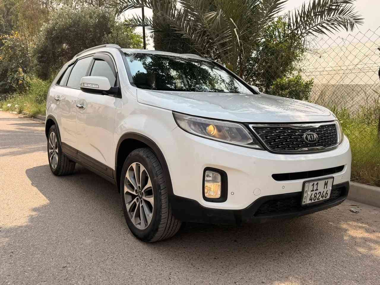 سورنتو ١٤ نص فول بأسمي تحويل ثاني يوم 
محرك 2400
سياره جاهزه من كلشي 
السعر 146 بي مجال
***********
