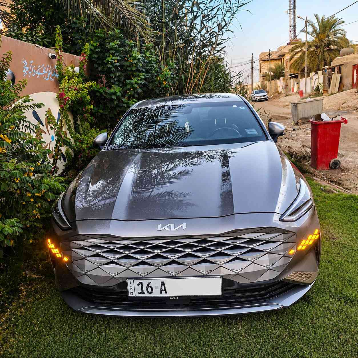 للبيع Kia K8 موديل 2024 وارد كوري 🇰🇷
سيارة فخمة تجمع بين الراحة، القوة، والتكنولوجيا الحديثة، بحالة ممتازة واستعمال شخصي.
🔹 محرك 3500 سي سي V6 🔹 نظام LPG اقتصادي جداً بالوقود 🔹 ناقل حركة أوتوماتيك ناعم 🔹 شاشة وسطية كبيرة تعمل باللمس 🔹 عدادات ديجيتال كاملة 🔹 تشغيل بصمة ودخول ذكي 🔹انارة ترحيب عند الاقتراب 🔹 مثبت سرعة ذكي (رادار) 🔹 نظام المحافظة على المسار 🔹 تحذير النقطة العمياء 🔹 فرامل طوارئ أوتوماتيكية 🔹 كاميرا خلفية وحساسات أمامية وخلفية 🔹 تبريد وتسخين للمقاعد الأمامية 🔹 مقاعد جلد كهربائية مع ذاكرة حفظ 🔹 تكييف أوتوماتيك متعدد المناطق 🔹 Apple CarPlay و Android Auto 🔹 إضاءة LED أمامية وخلفية 🔹 مرايا كهربائية قابلة للطي 🔹 فتحة سقف بانوراما 🔹 ستارة خلفية كهربائية 🔹 نظام Auto Hold و Brake Hold 🔹 حساسات مطر وإنارة أوتوماتيكية 🔹 منافذ USB أمامية وخلفية 🔹 عزل ممتاز للصوت والحرارة 🔹 مساحة داخلية واسعة جداً وراحة عالية للركاب
مميزات إضافية: ✅ استهلاك اقتصادي بفضل نظام الغاز LPG ✅ ثبات عالي على الطرق السريعة ✅ راحة تضاهي السيارات الألمانية الفاخرة ✅ شنطة واسعة مناسبة للعائلة والسفر ✅ تصميم عصري وهيبة على الطريق
وبعد بيها مواصفات.... ديوانية, القادسية


**إذا كنت صاحب هذا الإعلان وتريد حذفه لأي سبب، رجاءا أرسل رسالة إلى الدعم الفني**