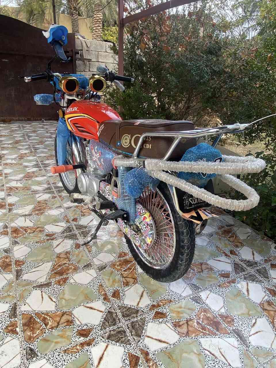 سلام عليكم دراجه تايكر البيع ٢٤شكل٢٥كفاله عامه  دراجه حلو مجنبزه حلو محرك جديد دراجه صارلها شهر ونص من طالعه من المعرض مكانيّ ديالى تقاطع القدس متواجد بس عل رقم***********
