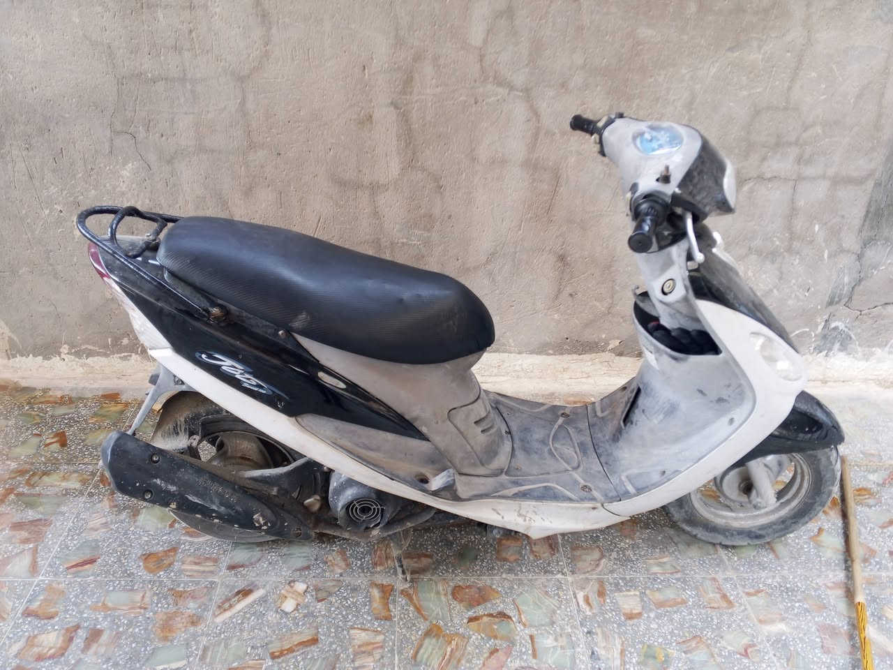 سلام عليكم دراجه ماكس منغولي للبيع الدراجه خير من الله 
السعر 650وبيهه مجال بسيط***********
