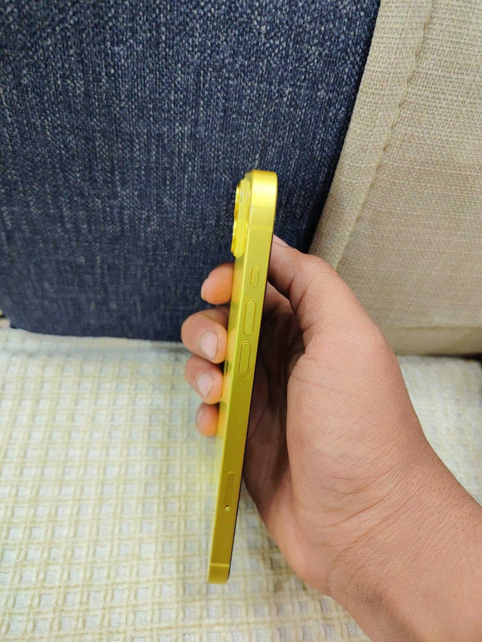 السلام عليكم ايفون ١٤بلاس للبيع سعر ٥٢٥ذاكرة١٢٨ بطارية ٨٦
 ‬ ‭٠ ٧٧٠ ٦٥٧ ٢٩٨١‬
