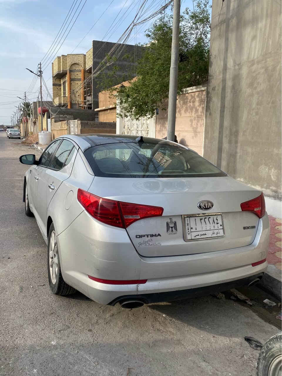 سياره اوبتما  موديل 13
فول مواصفات من كلشي بصمه دبل تنته بانوراما كشنات تبريد تدفئه. مرايات شفط شاشه وكامره 
وارد امريكي  ضربه جاملغ وبنيد. الايرباك سليم 
رايده 90 ورقه وبيه مجال مستعجل للبيع 
رقم الموبايل ***********
باسمي السياره البصرة, العراق
