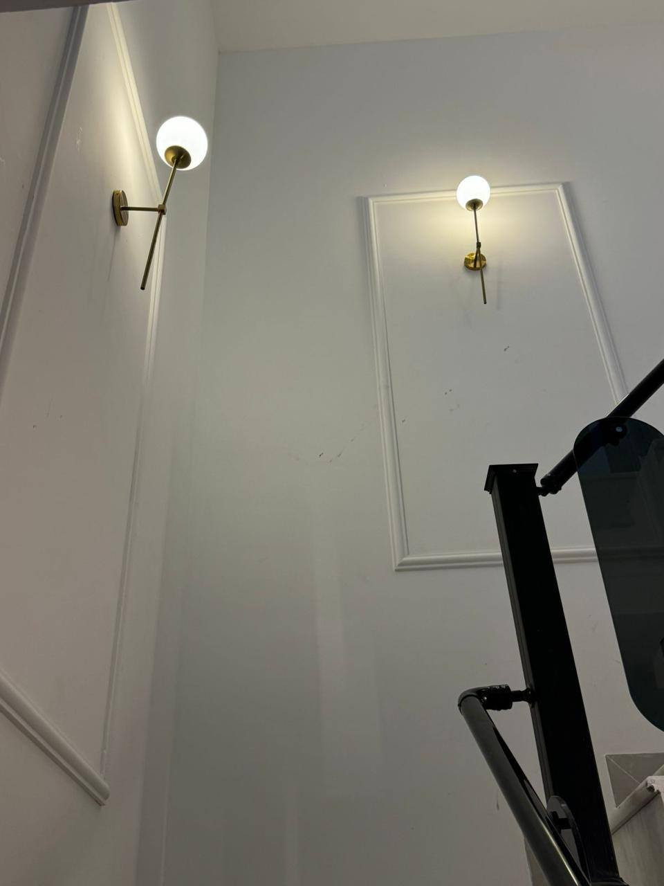 للبيع دار سكني طابو زراعي مساحة ١٣٠م واجهة ٦ونص بناء درجة أولى يحتوي على ٣نوم ومجمع صحي ٢وحديقة داخلية واستقبال ومطبخ ومؤثث بالكامل اثاث تركي في منطقة زوير  للمعلومات الاتصال ***********او ***********
