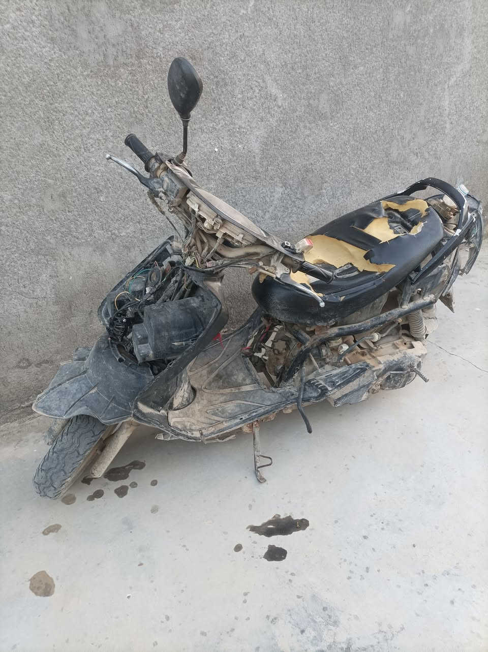 سلام عليكم دراجه لبيع ماكس كايمه سوم واخذه بل يرضه الله صارلها اسبوع من كضت الخاص مفتوح


**إذا كنت صاحب هذا الإعلان وتريد حذفه لأي سبب، رجاءا أرسل رسالة إلى الدعم الفني**