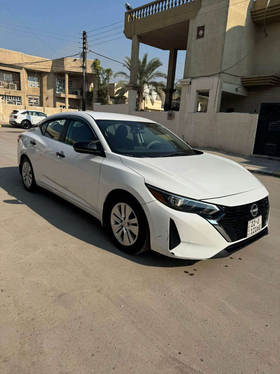 نيسان سنترا 2024 شكل الجديد 
 ( وكالة او تحويل ). 
مواصفات s :- 
بصمة ابواب + بصمة تشغيل
مكينه 2000 
شاشة ايباد تدعم كار بلي
كامرا خلفية دواره 
حساس خلفي 
رادار امامي خلفي جانبي 
فول تحكم استيرن جهتين
كروز سرعه وتحديد مسار قيادة آليه
توقف ذاتي 
نقاط عمياء 
ماشي 48 
وباقي مواصفات معروفة 
حادث كلش بسيط 
بجم كبس بدون ايرباك 
باب خلفي تبديل الهلال الخلفي صبغ فقط الباقي كفاله عامه 
للاستفسار الاتصال برقم مكلف بنشر
*********** بغداد, العراق
