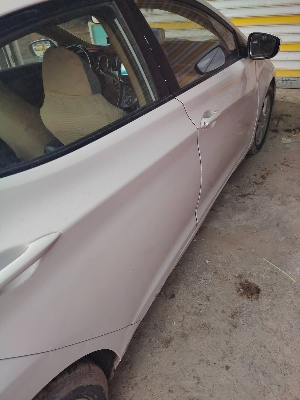 السلام عليكم الانترا للبيع بيعه مستعجاله رقم بابل موديل ٢٠١٣ خليجي
مكينه ١٦٠٠ السعر ١٠٥ وبيه قليل اليرغب بشراء الاتصال ***********
