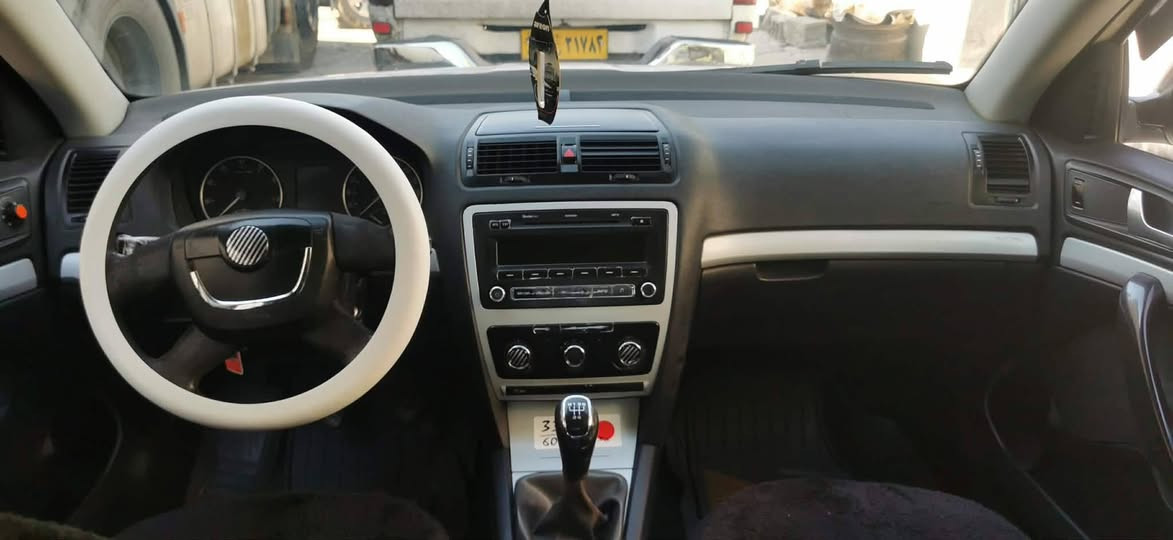 ماڵی دۆست و خوار سعری بازار  هیج دەعم و لێدراوی نیە هەتا بڵێی جوان و تندوتۆڵە تکسی بوە کراوەتەوە بەخصوصی بۆیاخێکی زۆر جوان کراوەتەوە ٤تایەیی لۆک مەکینە ۱٦ی بیلاد سەنەوی کۆتایی ۲۰۲۷تازەیە سەیارەیەکی هەرزان و موتعە و نازدار***********و*********** السليمانية, العراق
