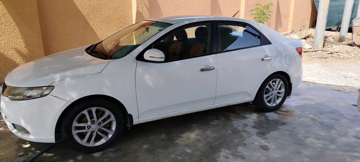 سیراتو مودیل2011 رقم السیمانیە سنویه جدید بشرط تحویل غرامه رقم موبایل *********** مكان كفری
